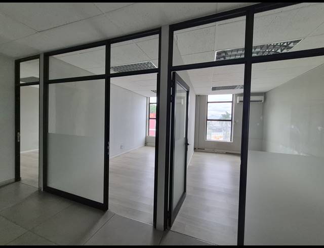 150M² OFFICE TO LET IN CRAIGHALL
